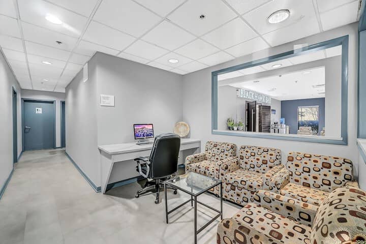 Business Center 66 of 69