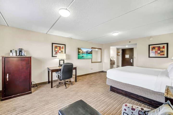 Room 18 of 69